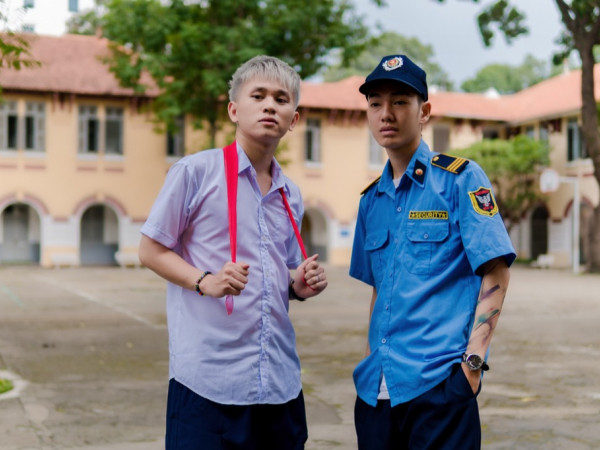 "Phù thủy âm nhạc Masew" bất ngờ tham gia MV mới của bạn thân B Ray