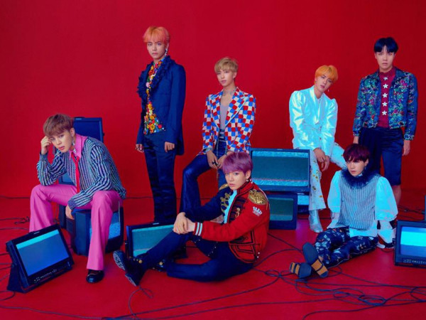 Nếu được chọn một người tham gia "The Masked Singer” phiên bản Mỹ, BTS sẽ chỉ ai?