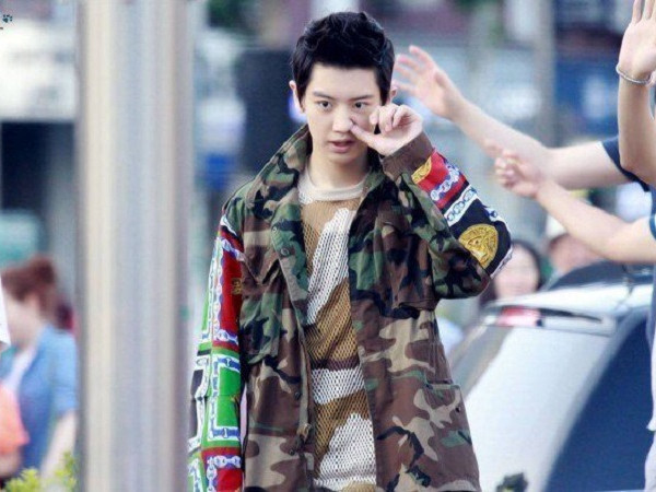 Năm mới rồi, fan chỉ mong idol bỏ ngay những thói quen "siêu lầy lội'' này