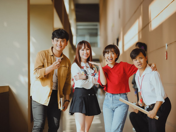 Hotgirl gốc Việt giành giải "Miss Teen" ở Mỹ đầu tư hơn 1 tỷ đồng cho web-drama về học đường