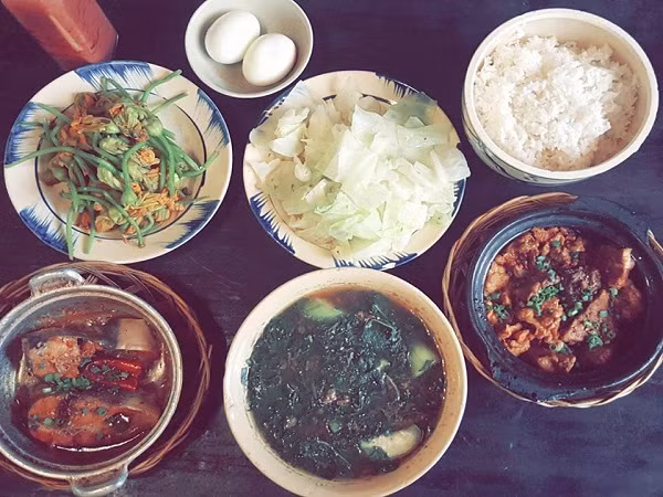 TP.HCM: “Cơm quê” giữa phố, ngon quên lối về 