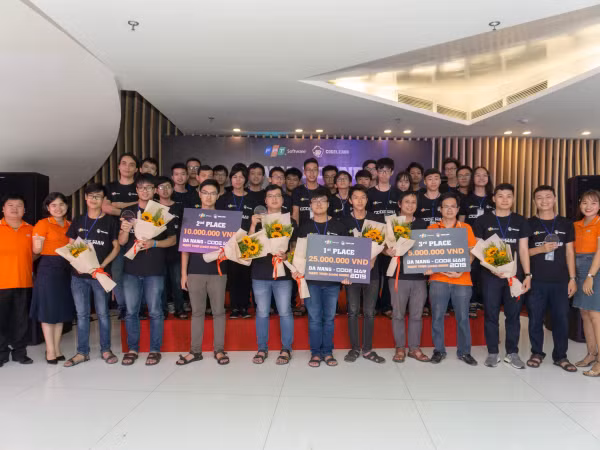 Lần đầu tiên, cộng đồng công nghệ miền Trung tranh tài tại Da Nang Code War 2019