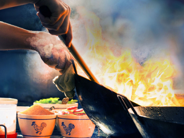 Xem ngay series “Street Food” của Netflix, để thấy đồ ăn đường phố ngon không tưởng