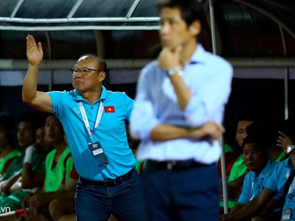 Báo Hàn khen hành động bảo vệ học trò của HLV Park Hang-Seo