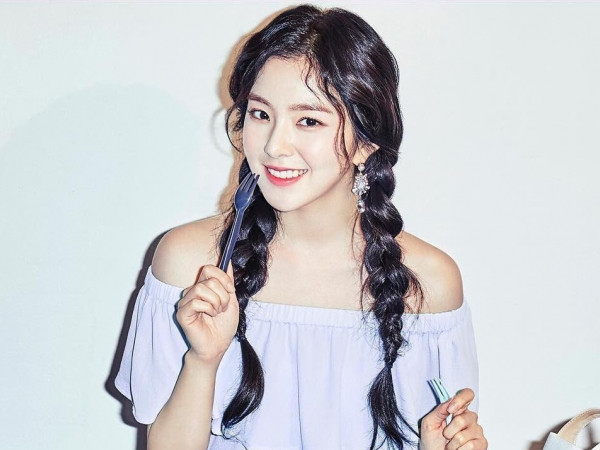 Có những idol cả thanh xuân trôi qua mà chưa bao giờ thấy vướng vào tin đồn hẹn hò 