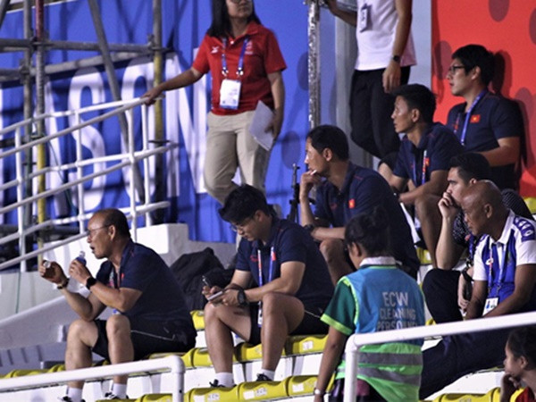 HLV Park ngồi suốt 7 tiếng để nghiên cứu đối thủ ở SEA Games