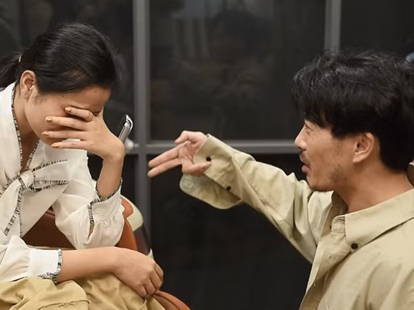 Team Minh Hằng lục đục nội bộ, Trương Thanh Long tố Bella "diễn tuồng, nước mắt cá sấu"