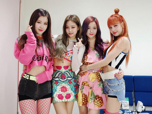 BLACKPINK sắp debut ở Mỹ và sẽ tạo "tiếng vang lớn"?