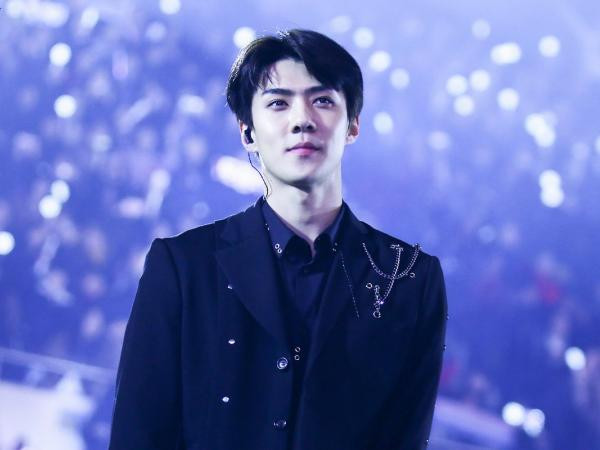 Sehun một lần nữa khiến các EXO-L tự hào vì tấm lòng nhân ái của mình 