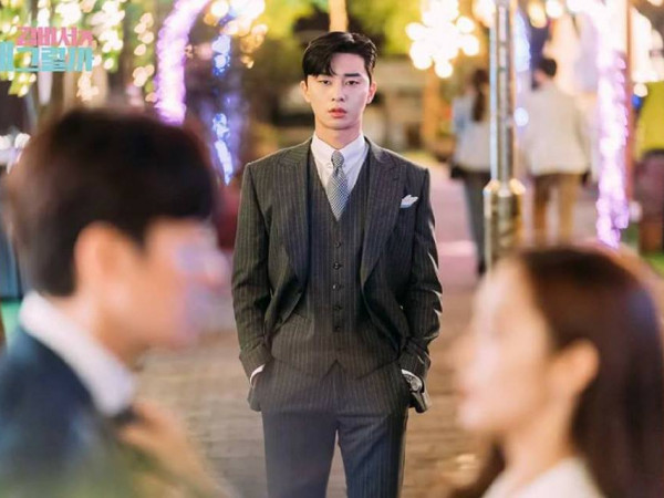 "Thư ký Kim" tập 3: Phó tổng Lee "ghen tím mặt" với "tình địch" làm tỷ suất người xem bùng nổ