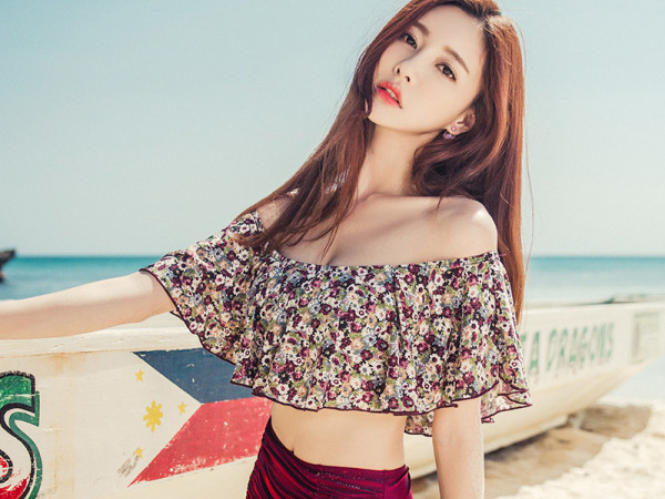 "Chiến lược" giúp chị em "tỏa nắng" rực rỡ giữa đại dương xanh