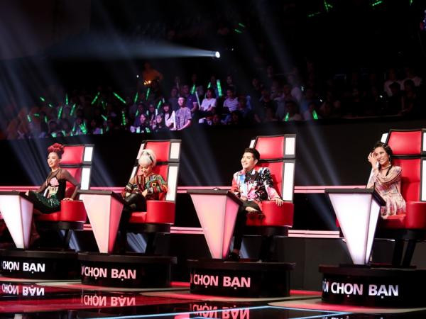 Bất ngờ với 1001 sắc thái cảm xúc trên "ghế nóng" của tập 2 "The Voice" 