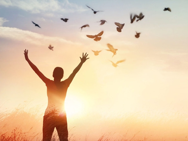 Nếu chúng ta căm ghét một ai đó, thì làm gì sẽ là cách “trả thù” tốt nhất?