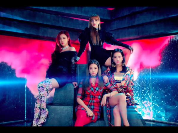 Một lần nữa, BLACKPINK lại giữ vững ngôi vị “Nữ hoàng đồ hiệu” của K-Pop