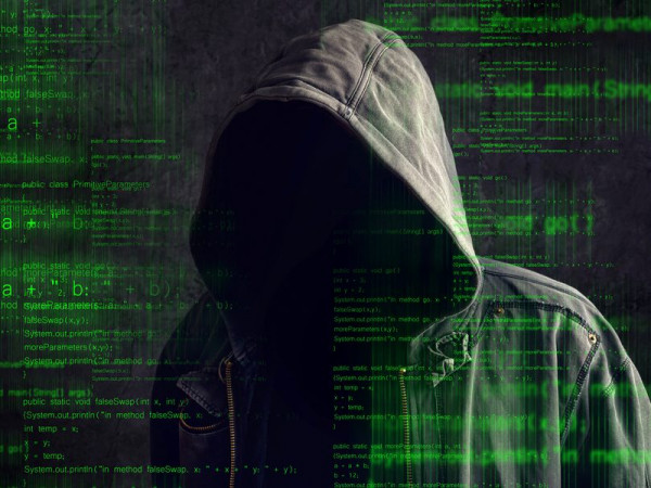 Đăng tải cả cuộc sống lên mạng xã hội không khác nào đang xếp hàng chờ “lấy số” bị hại!