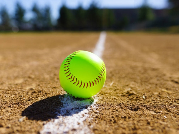 Tôi chơi bóng, và ở đó, tôi nhận được những bài học lớn về cuộc sống