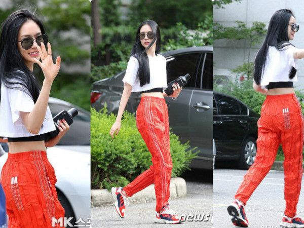 “Nữ hoàng legging” Naeun (Apink) mất điểm vì chiếc quần siêu khó hiểu