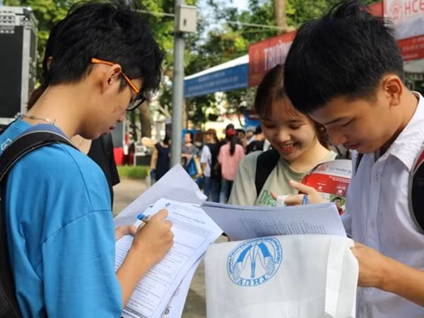 Đại học công bố điểm trúng tuyển bằng kết quả THPT quốc gia trước ngày 8/8 là vi phạm