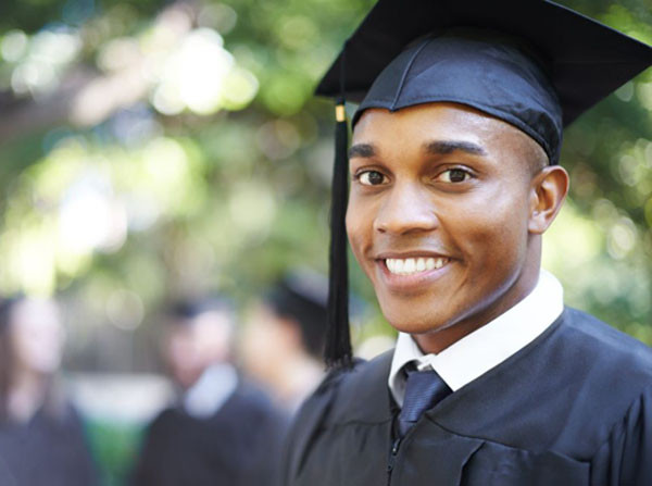 Mỹ: Nam sinh giữ kỷ lục đỗ 83 trường đại học 