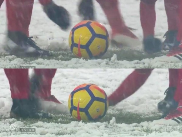 Khoảnh khắc xúc động: Văn Thanh cùng đồng đội dùng tay cào tuyết để Quang Hải ghi bàn!