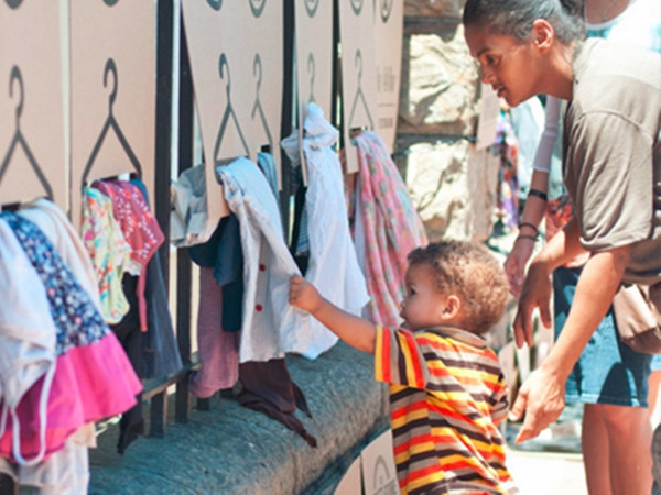 Có những cửa hàng quần áo nơi tất cả mọi thứ đều… miễn phí!