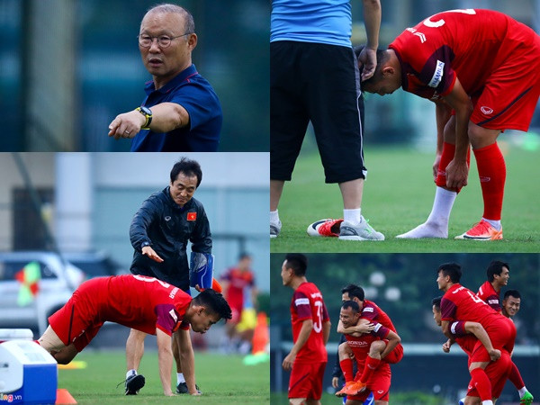 Phát hiện tuyển thủ đau ngón chân, HLV Park lập tức bắt nghỉ tập