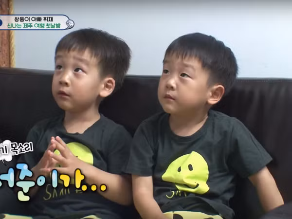 Cặp sinh đôi Lee Seoeon - Lee Seojun rời "Superman Returns" sau 6 năm gắn bó