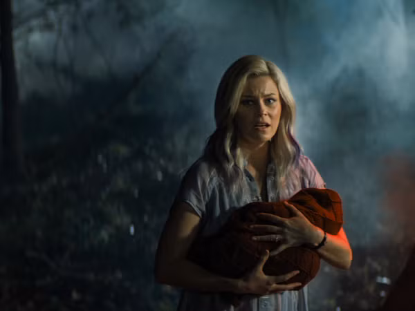 Xem phim "BrightBurn": Sẽ ra sao nếu siêu năng lực bị sử dụng cho mục đích xấu? 