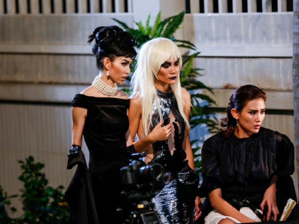 Những bức ảnh bị gắn mác "kinh dị" của sao Việt