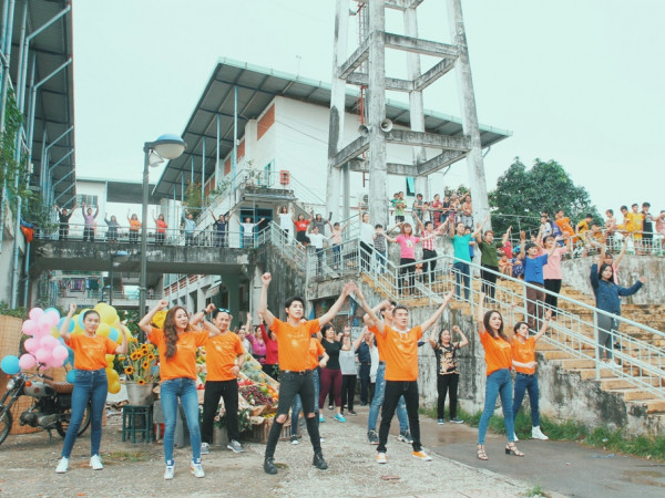 Đàm Vĩnh Hưng, Noo Phước Thịnh cùng dàn nghệ sĩ "triệu view" xuất hiện trong MV mang tính nhân văn