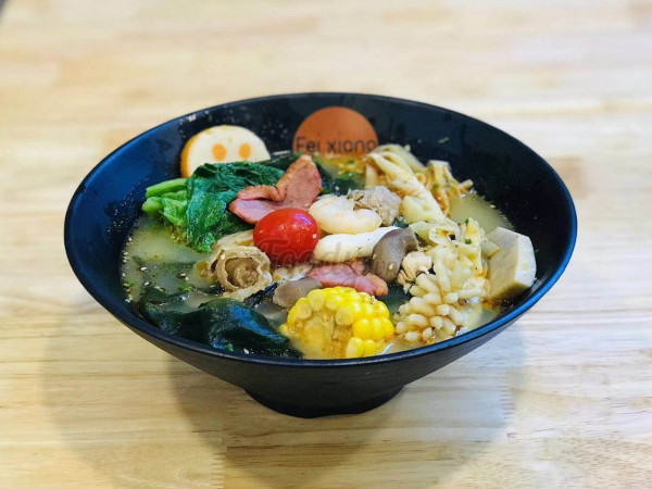 Trời lạnh rồi, đi ăn canh cay tê được tự chọn nhân vừa ngon vừa nóng thôi