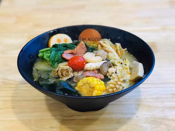 Trời lạnh rồi, đi ăn canh cay tê được tự chọn nhân vừa ngon vừa nóng thôi