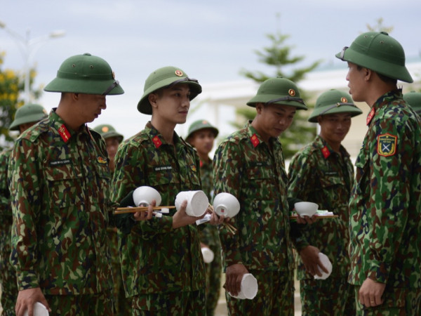 "Sao nhập ngũ": Juun Đăng Dũng vượt khó khăn, Xuân Nghị chuyển mình mạnh mẽ