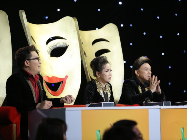 Danh hài Chí Tài chính thức ngồi “ghế nóng” gameshow hài Lò Võ Tiếu Lâm