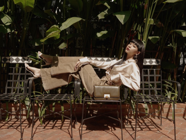 Phí Phương Anh đại diện Việt Nam góp mặt tại "Asia Fashion Award 2019" 