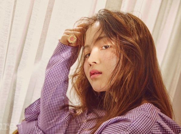 Chủ tịch Yang khiến fan tức giận khi tiếp tục hứa hẹn về lịch comeback của Lee Hi