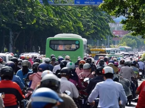 Đi lại dịp nghỉ Lễ Quốc khánh 2/9: Vé xe tăng 40%, vé tàu giảm 20%