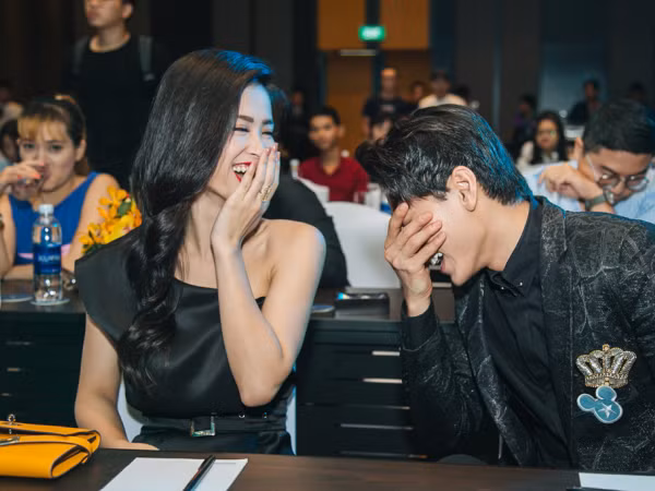 Đông Nhi - Isaac ngày càng thân thiết, hứa hẹn trở thành "cặp đôi bạn thân" mới của showbiz? 