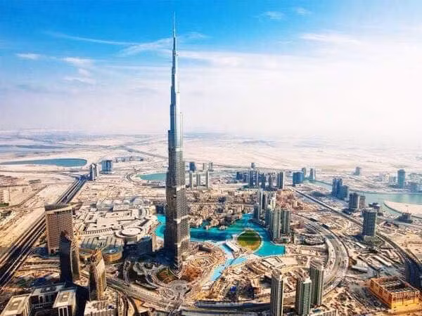 UAE - Các Tiểu Vương Quốc Ả Rập Thống Nhất là những “thợ săn” kỉ lục Guiness thế giới?