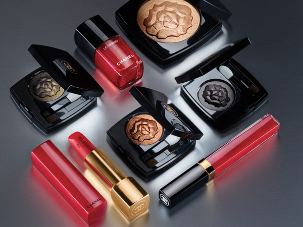 Chanel bất ngờ tung bộ sưu tập đồ trang điểm mới tinh chào năm 2019