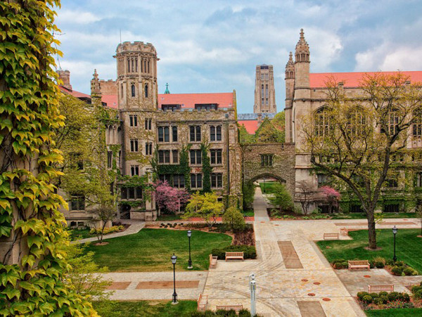 Có gì bên trong những ngôi trường đắt nhất thế giới?