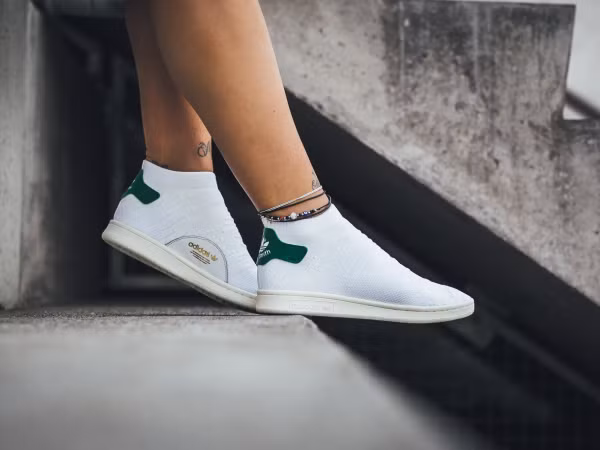 Adidas đã thay đổi hoàn toàn kiểu dáng của dòng giày Stan Smith lừng danh rồi này!