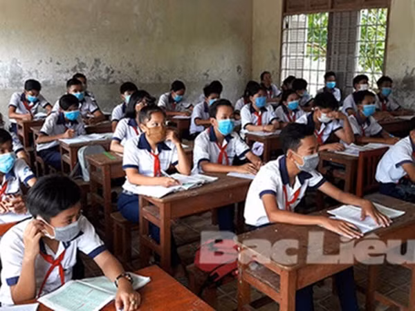 Phòng chống dịch Corona: Cân nhắc cho học sinh nghỉ học, tạm dừng thổi nồng độ cồn
