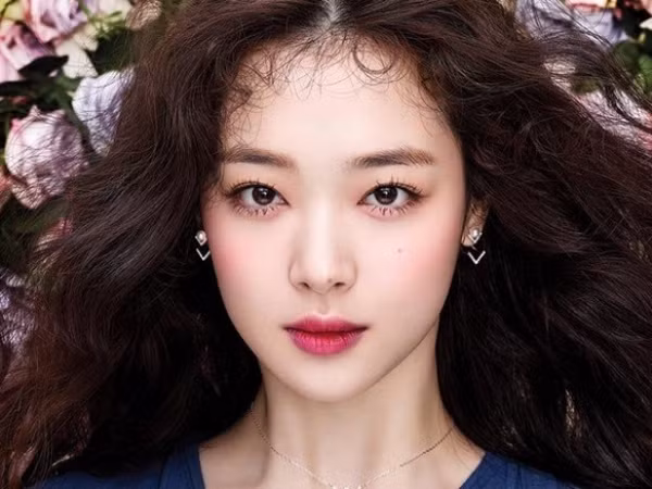 Hàng triệu lượt tìm kiếm về Sulli được thực hiện trên Internet sau thông tin chấn động