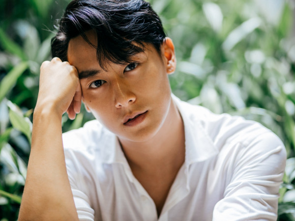 Rocker Nguyễn tung ca khúc nhạc phim mới trước ngày "Sắc đẹp ngàn cân" công chiếu 