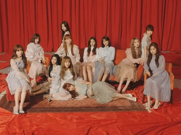 Thật không ngờ tới một nửa số thành viên IZ*ONE là fan bự của nhóm nam này