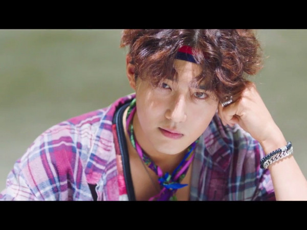 Với các idol K-Pop, làm trưởng nhóm chưa bao giờ là chuyện dễ dàng