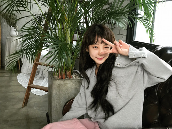 Chỉ với một hành động nhỏ, Hyerin (EXID) khiến cả cộng đồng V-LEGGO “phát sốt”