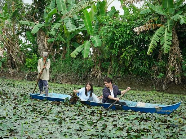 Khả Như rủ Sơn Ngọc Minh về miền Tây chèo đò, hát vọng cổ