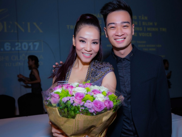 Slim V thức trắng 2 tuần, sụt 4 kg vì “Phượng hoàng lửa” của ca sĩ Thu Minh  